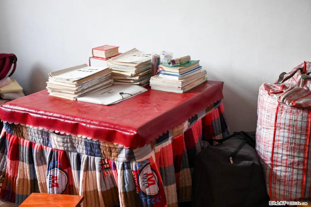 全网追的“扁担女孩”,找了一份暑假工,时薪12元 - 南阳生活资讯 - 南阳28生活网 ny.28life.com