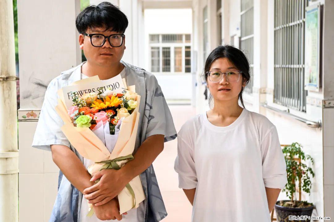 全网追的“扁担女孩”,找了一份暑假工,时薪12元 - 南阳生活资讯 - 南阳28生活网 ny.28life.com